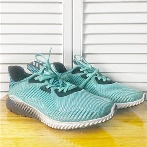 ‼️ Adidas Alpha Bounce ‼️